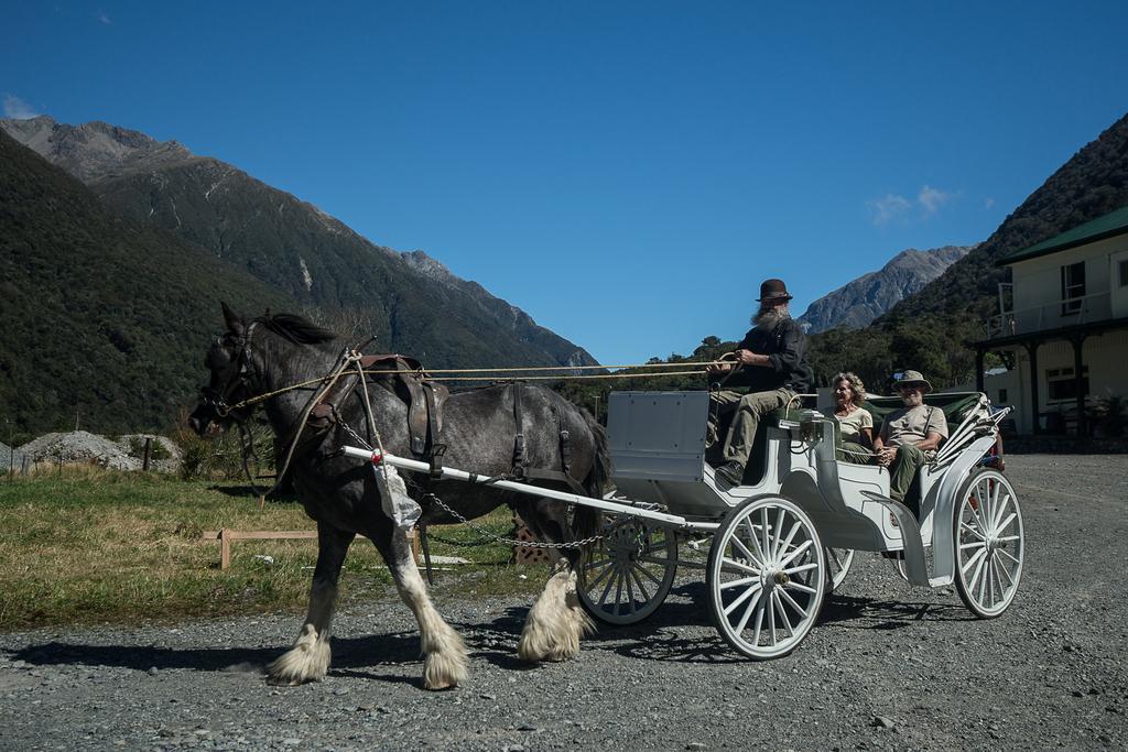 Otira Stagecoach Hotel Extérieur photo