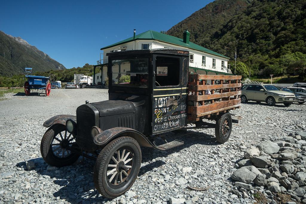 Otira Stagecoach Hotel Extérieur photo
