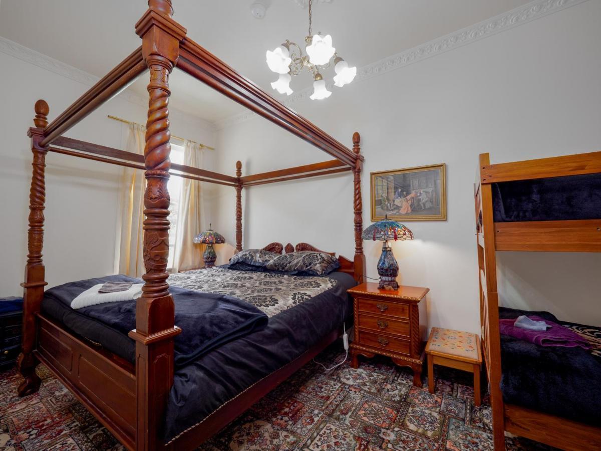 Otira Stagecoach Hotel Extérieur photo